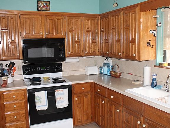 2nd image of 3607 Inglewood Dr
