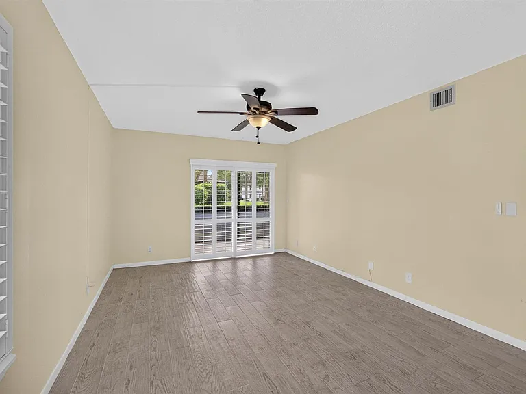6341 Chasewood Dr #D — Photo 21