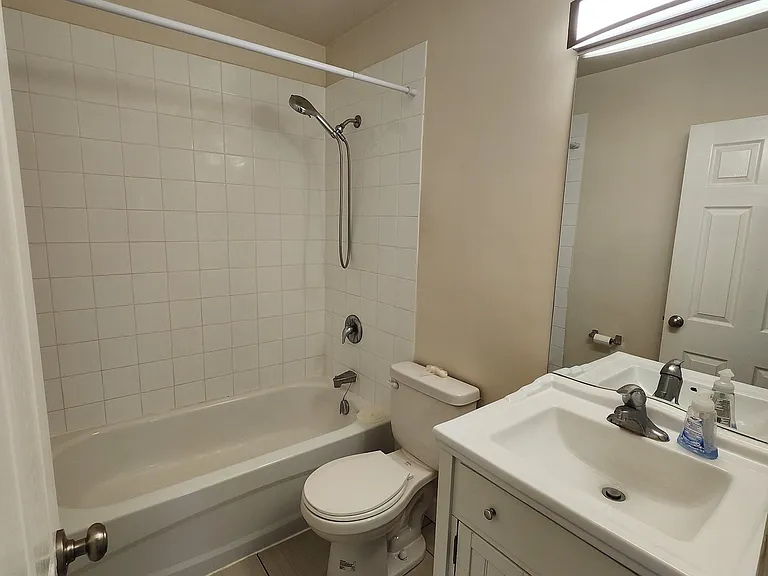 2424 14th St SW — Photo 24