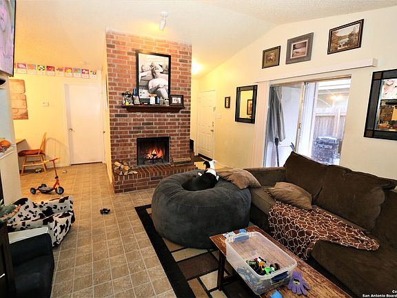 4th image of 6319 Worchester Knoll