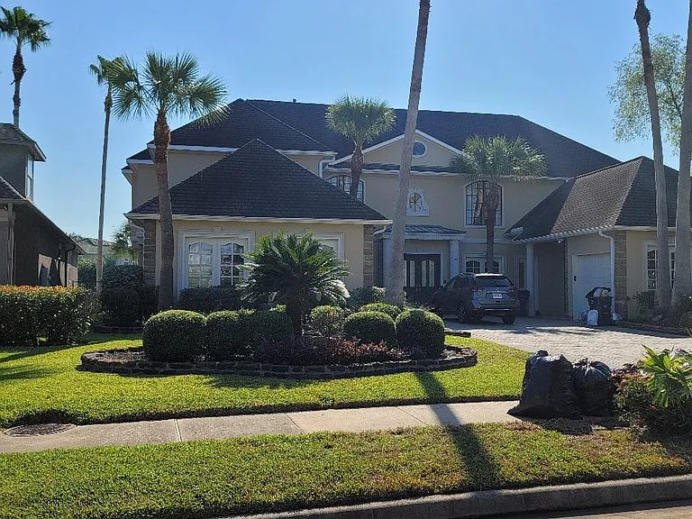 27 Swan Isle Blvd — Photo 1