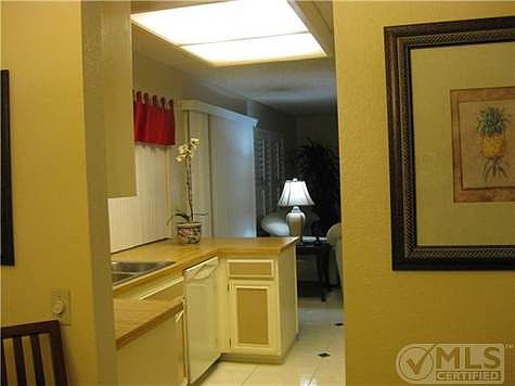 5th image of 2284 Delos St