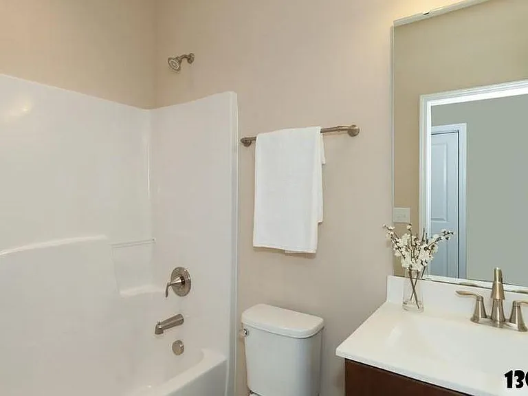 130 Rubrum Dr — Photo 14
