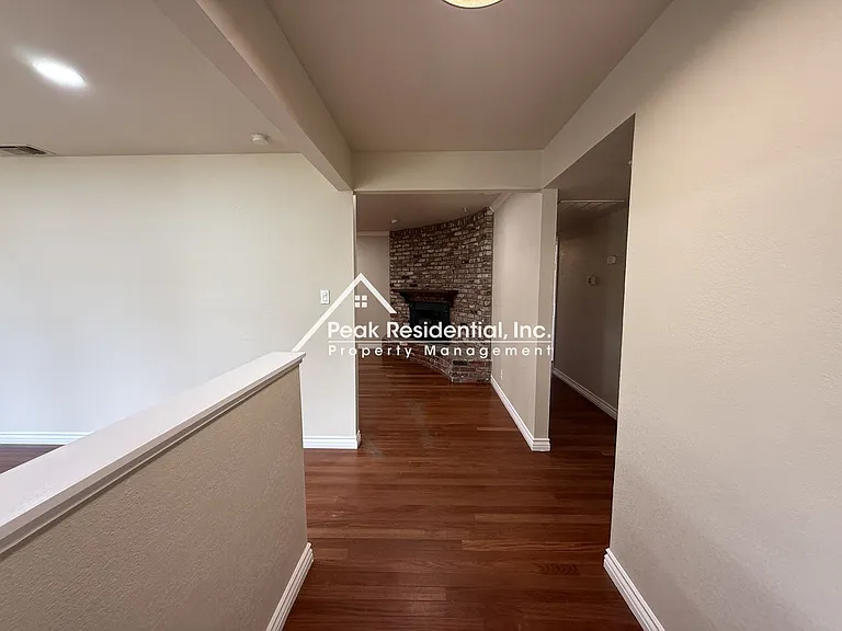 5706 Jeff Way — Photo 8