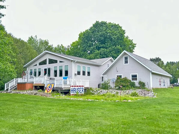 4843 Birch St, Laona, WI 54541