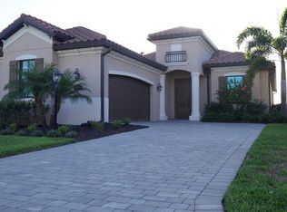 17754 Hickok Belt Loop, Bradenton, FL 34211