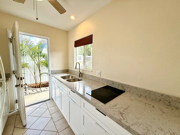 368 Keolu Dr — Photo 3