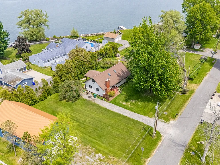 26 Clearview Ave — Photo 33