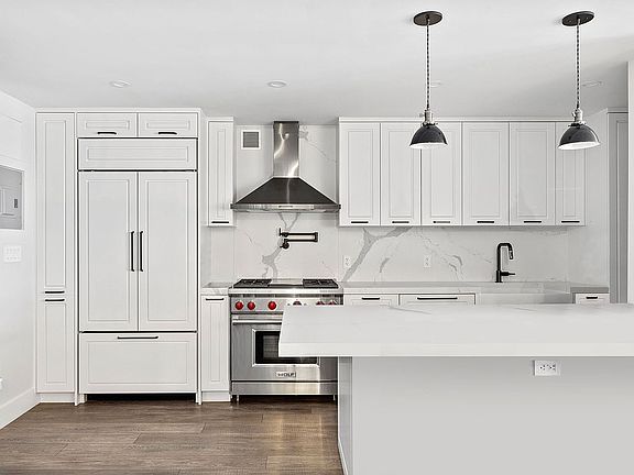 2nd image of 345 E 81st St APT 6A