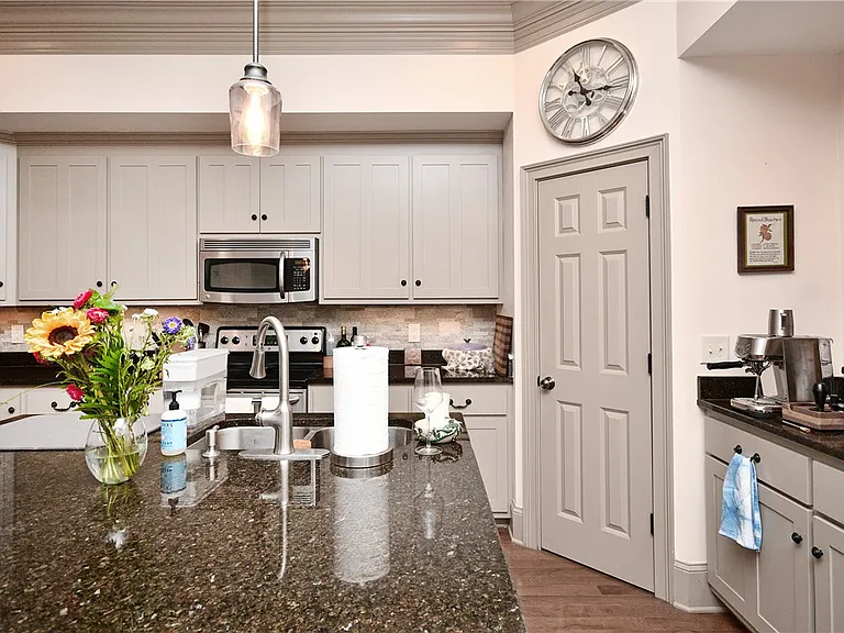 324 Village Walk Ln — Photo 29