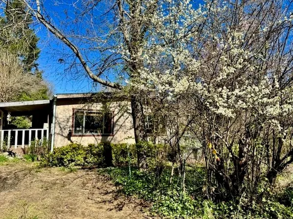 214 Buckhorn Rd, Happy Camp, CA 96039