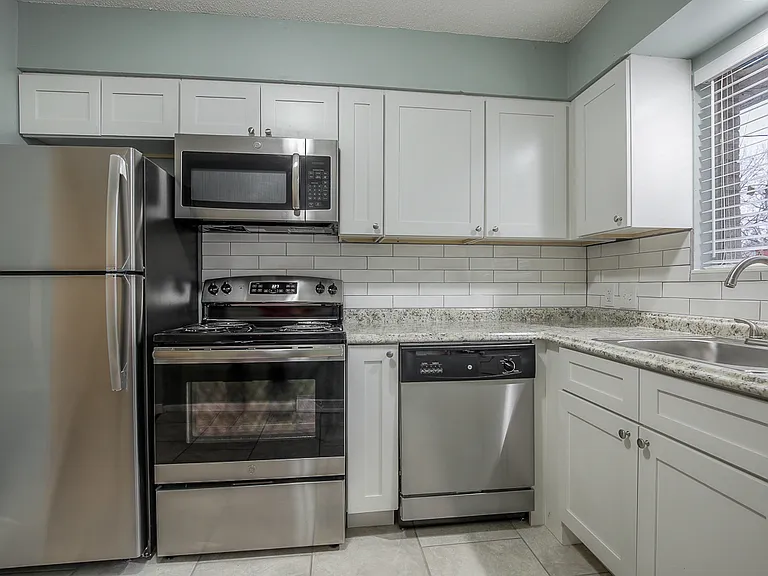 514 NE Corder St #A — Photo 14