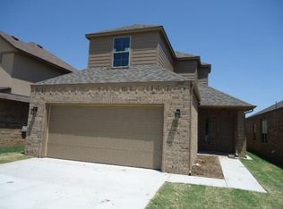 1803 SW 20th St, Moore, OK 73170