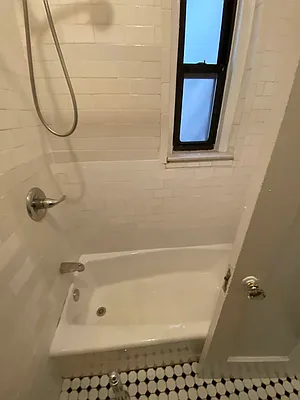 Rented by Oxford Property Group | media 15