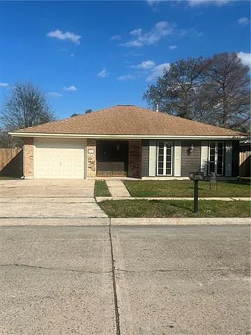 3318 Cannes Pl Photo 1