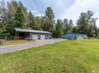 6556 Kickerville Rd, Ferndale, WA 98248
