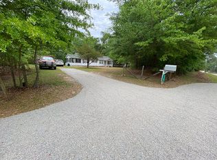 1725 Smoky Canyon Dr, Hope Mills, NC 28348