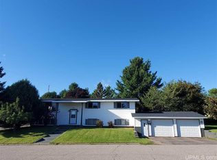 1223 Garden St, Hancock, MI 49930