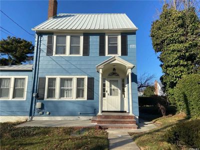 17 Centre Dr, Manhasset, NY, 11030