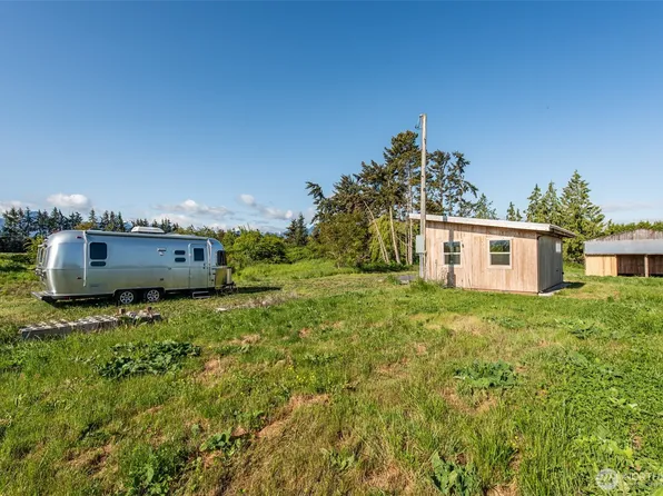 148 Gunn Road, Port Angeles, WA 98362