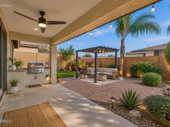 7135 W DESERT MIRAGE Drive, Peoria, AZ 85383