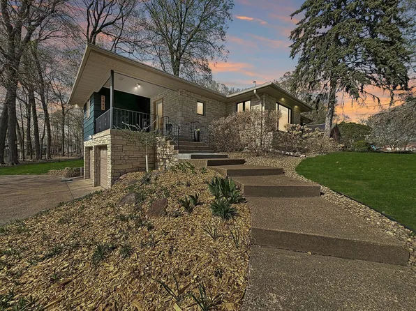 2541 Lakewood Ln, Mound, MN 55364