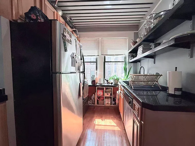 1880 Commonwealth Ave #5 — Photo 3