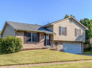 936 Apricot Dr, Saint Charles, MO 63301