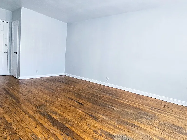 478 Landfair Ave — Photo 43