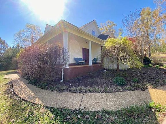 2nd image of 808 County Road 54