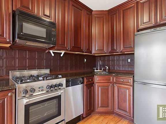 2nd image of 235 W 137th St APT 5F