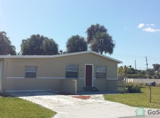 4616 Iris St, West Palm Beach, FL 33417