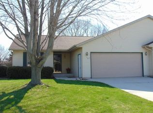 146 Lexington Ct #A, Sheboygan Falls, WI 53085