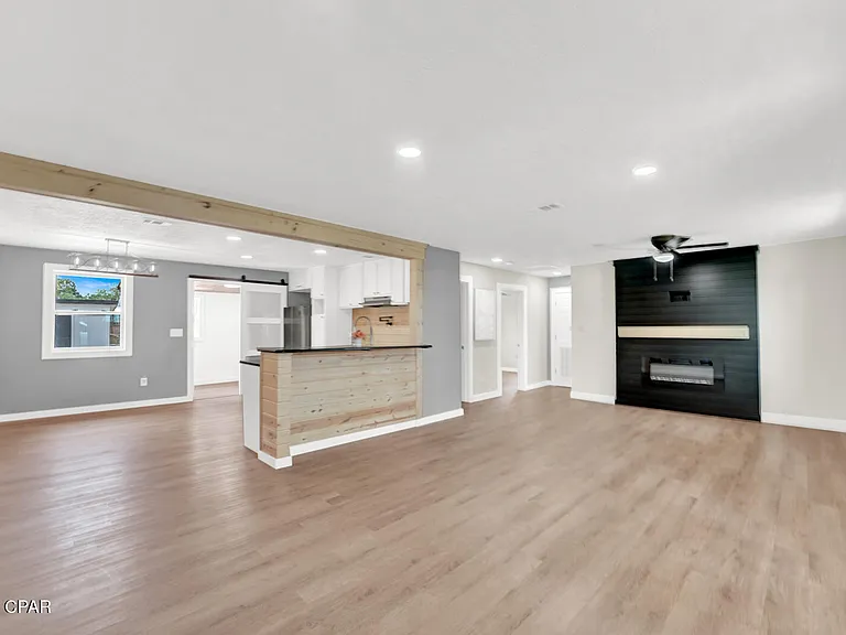 1408 Wilmont Ave — Photo 3