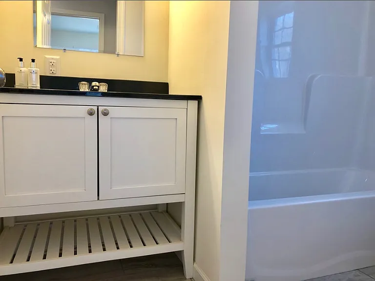 Hawkes Nest Realty — Photo 10