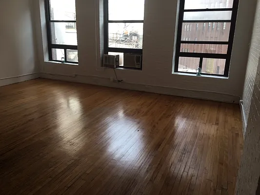Rented by New York Manhattan Real Estate Incorporated | media 14