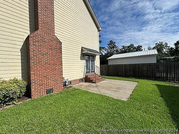 3rd image of 2524 McNeill Cir