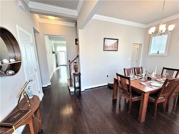 3rd image of 518 21st St
