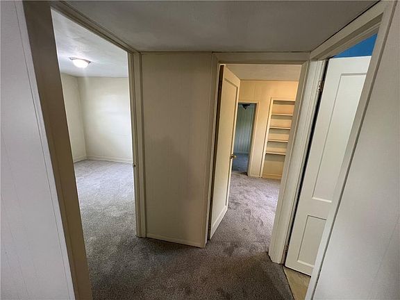 3rd image of 7428 Farrow Ave