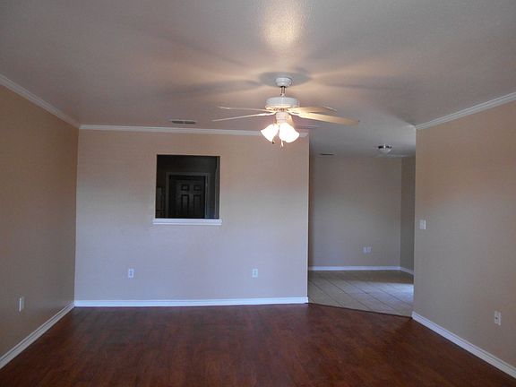 3rd image of 610 N Bangor Ave APT B