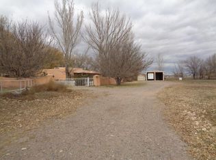 7 Aguila Ln, Los Lunas, NM 87031
