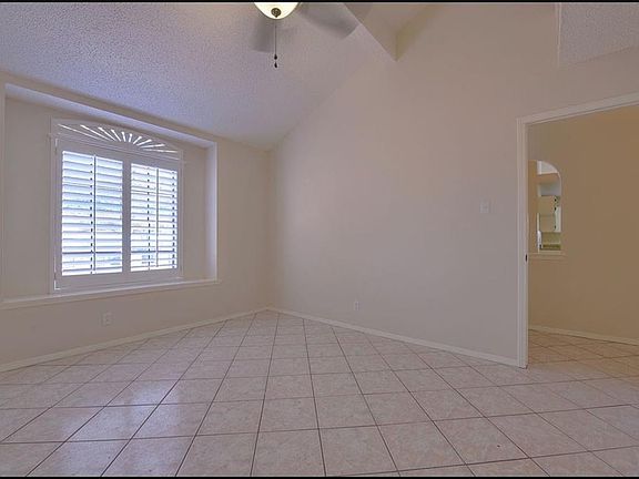 4th image of 11657 Kristy Weaver Dr