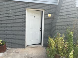 821 E Red Bud Rd APT 104, Knoxville, TN 37920