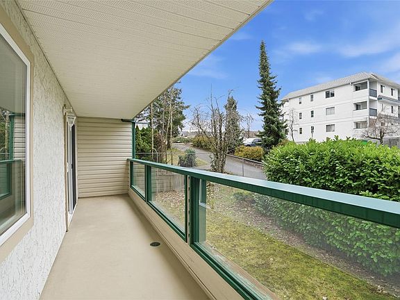 2nd image of 3108 Barons Rd #202