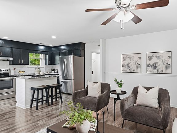 5th image of 111 Amber Lynn Cir