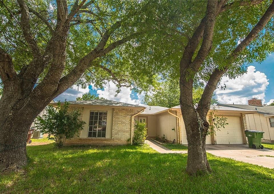 1st image of 803 Cactus Dr