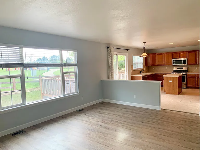 9277 Melborne Ct — Photo 8