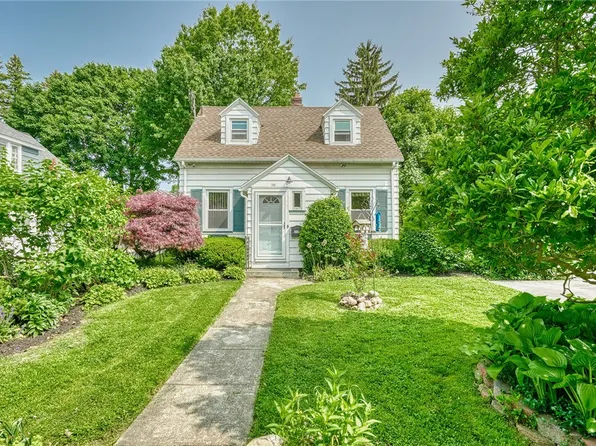 350 Colebourne Rd, Rochester, NY 14609