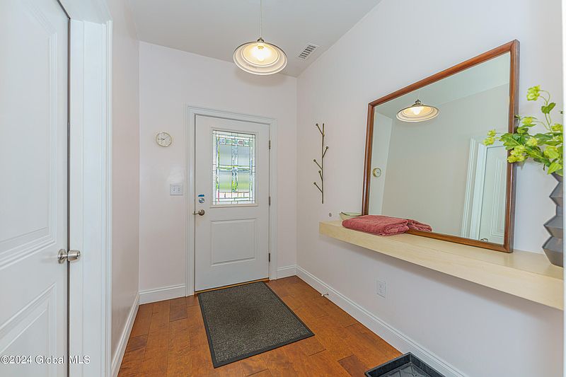 2nd image of 316 Ballston Avenue APT F