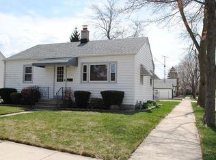 1619 26th St, Kenosha, WI 53140